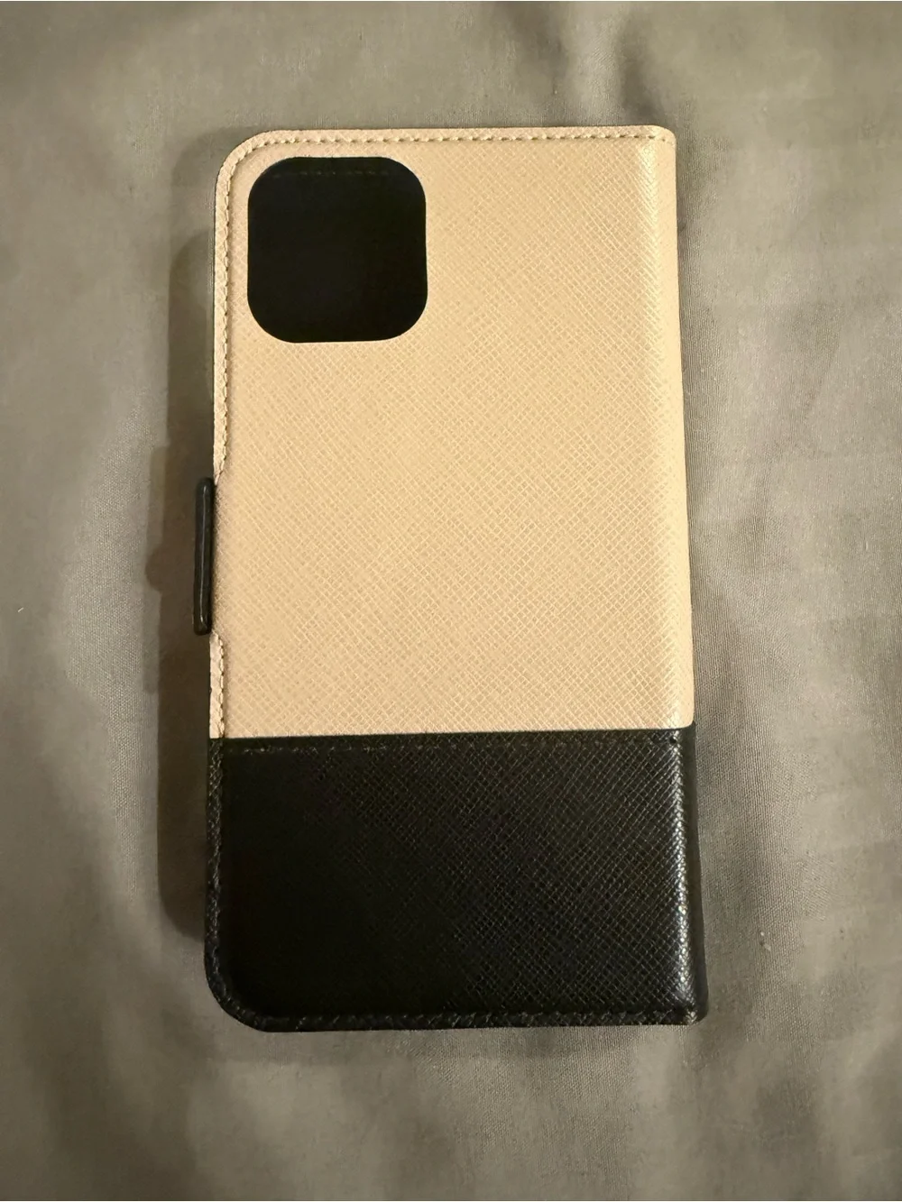 kate spade Saffiano Leather Cream and Black Phone Folio iPhone 11 Pro